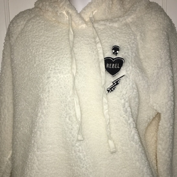 New women’s Modern Lux jacket. - Picture 2 of 6